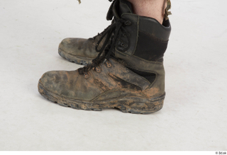 Photos John Hopkins Army Postapocalyptic feet shoes 0003.jpg